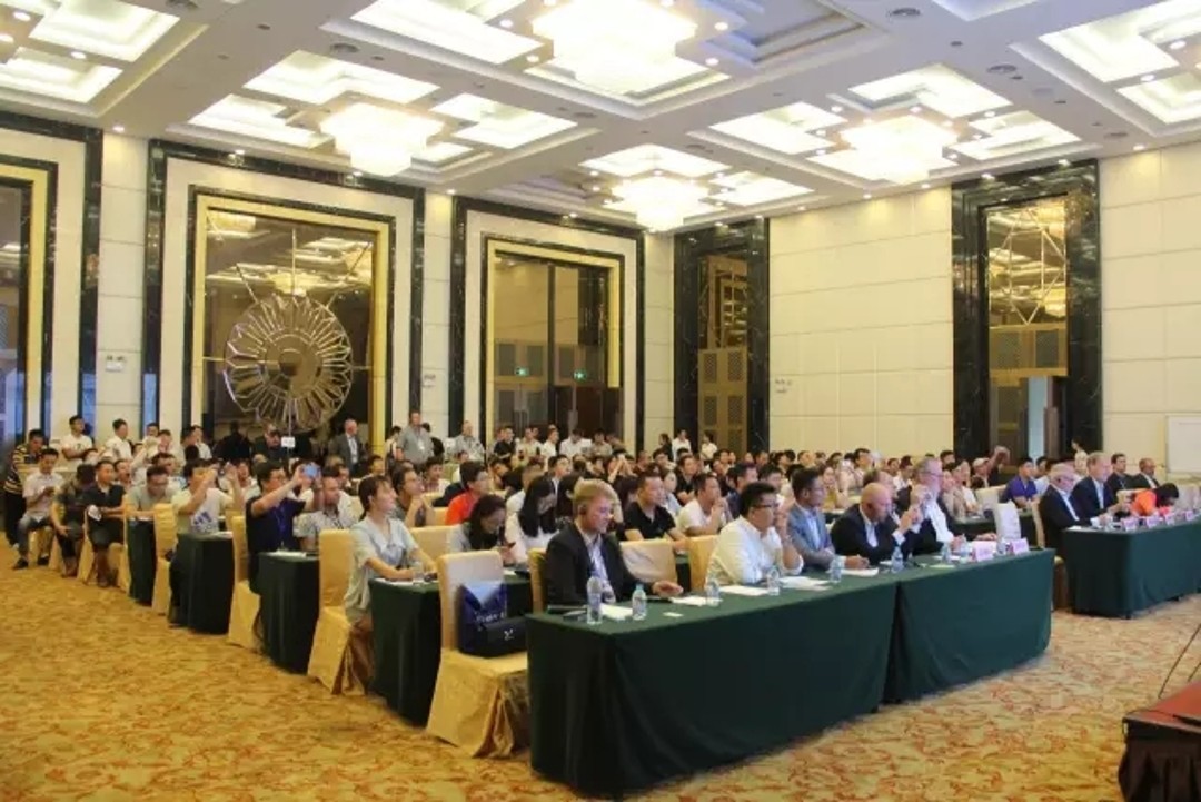 恒强木业应邀出席2017“芬兰木·秀于林”木业研讨会